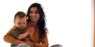 SE NECESITA NIÑERA CON RETIRO (CON O SIN EXPERIENCIA), 5 DÍAS A LA SEMANA DE L – V DE 11:30 A 17:30HS niñera medio tiempo canguro nanny cuidadora de niños niñera para cuidado de bebe babysitter for baby care