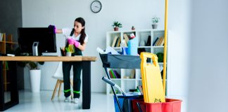 SELECCIONAREMOS OPERARIA/O DE LIMPIEZA PARA DIFERENTES TURNOS (MAÑANA, TARDE Y NOCHE) operarios de limpieza personal de limpieza ambos sexos limpiadoras janitors cleaning lady male cleaning staff