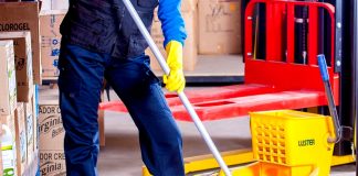 SE NECESITA PERSONAL PARA LIMPIEZA DE OFICINAS Y DEPÓSITOS, JORNADA COMPLETA personal de limpieza para oficinas y depositos limpieza industrial cleaning staff for offices and warehouses industrial cleaning