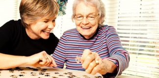 SE SOLICITA CUIDADORAS DOMICILIARIAS PARA CUBRIR 2 VACANTES, SE OFRECE BUENA REMUNERACIÓN Y CONTRATACIÓN INMEDIATA señora para cuidado de anciana cuidadora interna cuidadora de adultos mayores elderly care lady internal caregiver elderly caregiver