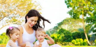 SE NECESITA NIÑERA CON O SIN RETIRO, TRABAJO ESTABLE A LARGO PLAZO, CONTRATACIÓN EN BLANCO niñera y domestica para cuaidado de mellizos babysitter and housekeeper for twins care nanny cuidadora de niños canguro