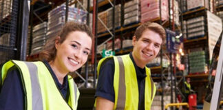 SE INCORPORA MOZAS/OS DE DESCARGAS PARA ALMACÉN LOGÍSTICO, CONTRATACIÓN INMEDIATA operarios de carga y descarga personal para almacen personal deposit workers for warehouse operator mozo moza de almacen