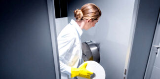 SE REQUIERE MISCELÁNEA PARA TRABAJAR JORNADA MEDIO TIEMPO, CON DISPONIBILIDAD INMEDIATA personal de limpieza femenino empleada de limpieza janitor woman changing lady