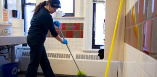 SE INCORPORA PERSONAL DE MAESTRANZA (FEMENINO Y/O MASCULINO) PARA LIMPIEZA DE OFICINAS Y DEPOSITO, MEDIO TIEMPO 4HS DIARIAS personal de limpieza y mantenimiento personale delle pulizie limpieadores cleaning staff cleaning lady male cleaning