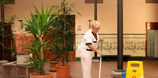 SE INCORPORA PERSONAL PARA GERIÁTRICO CON O SIN EXPERIENCIA, PUESTOS DISPONIBLES EN VARIAS ÁREAS personal para geriatrico limpieza mucama auxiliar de enfermeria staff for geriatric cleaning maid nursing assistant