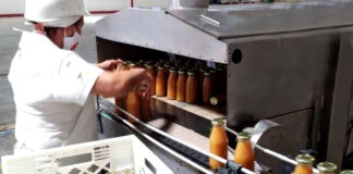 SE SOLICITAN EMPACADORAS CON O SIN EXPERIENCIA PARA BODEGA DE JUGOS, SEGUNDO TURNO DISPONIBLE Empacadoras Con o Sin Experiencia Para Bodega de Jugos Packers With or Without Experience For Juice Warehouse