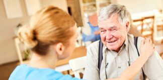 SE BUSCA EMPLEADA DOMÉSTICA/CUIDADORA DE ADULTO MAYOR CON SALIDA DIARIA, PARA TRABAJAR EN CASA DE FAMILIA. BUEN SUELDO Empleada Doméstica Cuidadora de persona mayor Domestic Employee Caregiver for the elderly