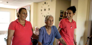 SE REQUIERE GEROCULTOR/A CON DISPONIBILIDAD INMEDIATA. JORNADA COMPLETA, TURNO INDIFERENTE Gerocultora personal para residencia de mayores cuidadora personal de atencion a la dependencia Personal Geroculttora for the nursing home personal caregiver for dependency care