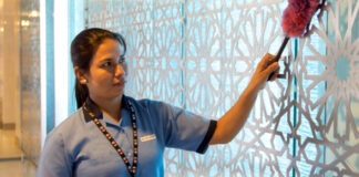 BUSCAMOS PERSONAL DE LIMPIEZA MULTIFUNCIONAL (ENTRE 18 Y 50 AÑOS DE EDAD), TIEMPO COMPLETO Y MEDIO TIEMPO Miscelánea cleaning lady female cleaning staff empleada de limpieza personal femenino