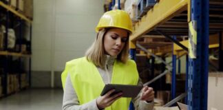 SE NECESITA OPERARIAS/OS DE ALMACÉN PARA IMPORTARTE EMPRESA FARMACÉUTICA, JORNADA COMPLETA DE LUNES A VIERNES Operarias para almacen moza de almacen warehouse operator