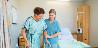 SE REQUIEREN CUIDADORAS CON DISPONIBILIDAD INMEDIATA, JORNADA DE TRABAJO TIEMPO COMPLETO Y MEDIO TIEMPO asistente de salud health assistant