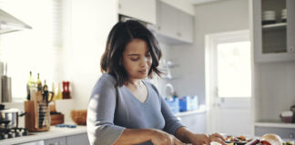 BUSCAMOS COCINERAS PARA TRABAJAR EN CASA DE FAMILIA, 5 DÍAS A LA SEMANA SIN RETIRO cocinera para casa de familia empleada domestica cook for family house maid