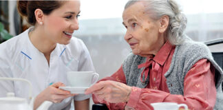 SE REQUIERE CUIDADORA CON DISPONIBILIDAD INMEDIATA, PARA TRABAJAR 5 DÍAS A LA SEMANA SIN RETIRO cuidadoraa health asistant