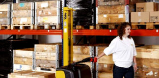SE REQUIERE AUXILIAR DE BODEGA (AMBOS SEXOS) CON DISPONIBILIDAD HORARIA, JORNADA COMPLETA 5 DÍAS A LA SEMANA moza de almacen personal para bodega Trabajadores de Almacén para empacar y llenar pedidos y ordenes Warehouse workers to pack and fill orders and orders Warehouse operator moza de almacen