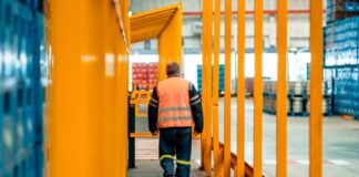 SE NECESITA EMPLEADA/O DE BODEGA PARA IMPORTANTE EMPRESA DE CONSUMO MASIVO, CONTRATACIÓN INMEDIATA empleada y empleado para Cervecería y Maltería Quilmes male and female staff