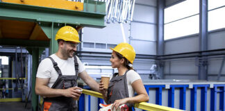 SE NECESITAN OPERARIOS/AS DE PRODUCCIÓN PARA FABRICA CON O SIN EXPERIENCIA (4 VACANTES) empleado de produccion production