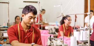 SOLICITAMOS EMPLEADAS/OS PARA CUBRIR DISTINTOS PUESTOS EN IMPORTANTE EMPRESA TEXTIL, CON O SIN EXPERIENCIA (32 VACANTES) empleados costureros sewing clerks