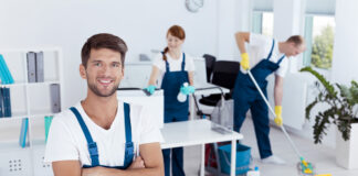 SE NECESITAN EMPLEADAS/OS DE ASEO Y MANTENIMIENTO PARA SERVICIOS DE LIMPIEZA EN CASAS Y OFICINAS empleados de limpieza cleaning staff