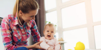 SE SOLICITA NIÑERA PARA EL CUIDADO DE BEBÉ DE 4 MESES, 5 DÍAS A LA SEMANA TIEMPO PARCIAL niñera babysitter for baby care