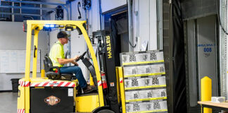 SE REQUIEREN OPERARIOS PARA BODEGA CON O SIN EXPERIENCIA (VARIOS PUESTOS DISPONIBLES), JORNADA FULL TIME operarios de carga y descarga operator