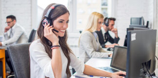 SE NECESITA OPERADORAS/ES TELEFÓNICOS PARA CALL CENTER, JORNADA PARCIAL O COMPLETA. TURNOS ROTATIVOS Operador De Call Center female and male staff teleoperadores