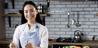 SE REQUIERE COCINERA INTERNA PARA CASA DE FAMILIA, FULL TIME 6 DÍAS A LA SEMANA cocinera para familia kitcher