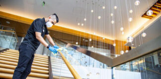 SE SOLICITA CONSERJE PARA CONDOMINIO, PERSONA CON DISPONIBILIDAD INMEDIATA. CONTRATO EVENTUAL conserje janitor portero personal de limpieza cleaning staff empleado para lobby
