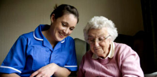 SE REQUIEREN CUIDADORAS (SÁBADOS, DOMINGOS Y FERIADOS), JORNADA COMPLETA TURNOS ROTATIVOS cuidadora domiciliaria home care gerocultora asitente geriatrico elderly woman caregiver geriatric assistant