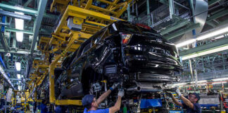 SE REQUIERE PERSONAL PARA CUBRIR DIFERENTES POSICIONES EN FÁBRICA DE AUTOMÓVILES, JORNADA FULL TIME empleados ensambladores operators