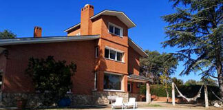 SE SOLICITA MATRIMONIO DOMESTICO PARA SERVICIOS DE LIMPIEZA Y MANTENIMIENTO EN CASA DE FAMILIA, SE OFRECE VIVIENDA matrimonio domestico personal para limpieza y mantenimiento de casa en Madrid personal domestic marriage for house cleaning and maintenance