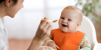 SE SOLICITA NIÑERA 5 DÍAS A LA SEMANA, JORNADA COMPLETA EN CASA DE FAMILIA niñera babysitter