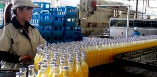 SE REQUIERE EMPLEADA PARA EMPAQUE DE JUGOS (CON O SIN EXPERIENCIA), DE LUNES A VIERNES 8 HORAS DIARIAS operarias para empaque de jugos en fabrica workers for packaging juices in the factory