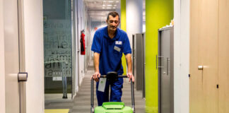 SE NECESITA ENCARGADO DE LIMPIEZA (CON O SIN EXPERIENCIA) PARA IMPORTANTE EMPRESA FARMACÉUTICA personal de limpieza masculino male cleaning staff janitors male cleaning miscelaneo limpiador