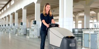 SE REQUIERE EMPLEADAS/OS DE LIMPIEZA (ENTRE 18 Y 50 AÑOS DE EDAD), JORNADA COMPLETA personal de limpieza masculino y femenino cleaning lady female and male cleaning staff limpiadora limpiador janitors