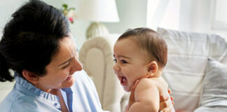 SE SOLICITA NIÑERA PARA TRABAJAR POR HORAS, INCORPORACIÓN INMEDIATA babysitter for baby care niñera para cuidado de bebe nanny canguro empleada del hogar