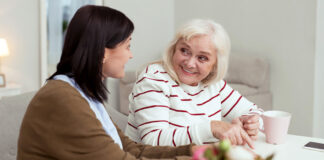 SE SOLICITA CUIDADORA PARA CUIDADO DE SEÑORA MAYOR, INGRESO LUNES 9:00HS Y SALIDA VIERNES 20:00HS. cuidadora de adulta caregiver