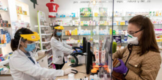 SE REQUIEREN EMPLEADAS PARA FARMACIA CON O SIN EXPERIENCIA (SE OFRECE CAPACITACIÓN), JORNADA COMPLETA empleada para farmacia tareas de atencion al publico employee for pharmacy tasks of attention to the public
