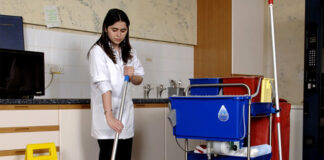 SE PRECISA EMPLEADA DE LIMPIEZA Y COCINA PARA GERIÁTRICO, JORNADA COMPLETA limpieza en geriatrico cleaning