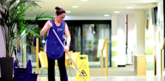 SE NECESITA PERSONAL DE LIMPIEZA PARA LABORATORIO VETERINARIO, JORNADA DE 8 HORAS DE LUNES A VIERNES TURNO TARDE limpieza para clinica veterinaria cleaning for veterinary clinic