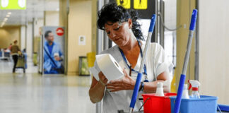 SE REQUIERE MISCELÁNEA PARA SERVICIOS DE LIMPIEZA EN EMPRESA DE TRANSPORTE, JORNADA COMPLETA miscelánea cleaning lady