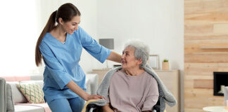 SE SOLICITAN CUIDADORAS/ES DOMICILIARIOS PARA CUBRIR GUARDIAS DE 4 Y 6 HORAS, TRABAJO A TURNOS cuidadores caregiver