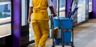SE NECESITA EMPLEADA DE LIMPIEZA 2 HORAS DIARIAS (DE 11:00 A 13:00 HS.) PARA LOCAL DE INDUMENTARIA, INGRESO INMEDIATO empleada de limpieza en local cleaning
