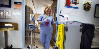 SE INCORPORA MUCAMA/EMPLEADA DE LIMPIEZA PARA CENTRO DE SALUD, JORNADA COMPLETA. CONTRATO EVENTUAL limpieza en centro de salud cleaning