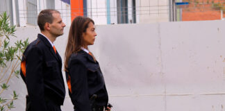 SE BUSCAN VIGILADORAS Y/O VIGILADORES PARA BARRIOS CERRADOS, OFICINAS, CONSORCIOS, FABRICAS, COLEGIOS, PREDIOS Y CLUBES DEPORTIVOS Vigiladoras Vigiladores Para Barrios Cerrados, Oficinas, Consorcios, Fabricas, Colegios, Predios y Clubes Deportivos security guard