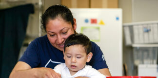 SE SOLICITA SEÑORA/SEÑORITA PARA CUIDADO DE NIÑOS, INGRESO LUNES Y SALIDA SÁBADOS MEDIO DIA. TRABAJO A LARGO PLAZO empleada domestica niñera babysitter nanny canguro cuidado de niños en casa de familia domestic maid niñera domestica