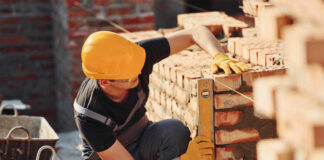 SOLICITAMOS AYUDANTE DE CONSTRUCCIÓN, JORNADA COMPLETA. SE OFRECEN BUENAS CONDICIONES LABORALES empleados de cosntrucion constructions assistant