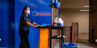 SE SOLICITA MISCELÁNEO (A) PARA SERVICIO DE ORDEN Y ASEO, TIEMPO PARCIAL O COMPLETO miscellaneous cleaning staff men and women miscelaneo personal de limpieza hombres y mujeres