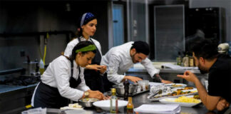 SE REQUIERE AYUDANTE DE COCINA (HOMBRE Y/O MUJER) JORNADA COMPLETA, TURNOS ROTATIVOS ayudante de cocina kitchen helper