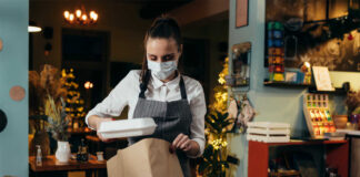 SOLICITAMOS CAJERO Y EMPACADOR (HOMBRE Y/O MUJER) PARA RESTAURANTE CHINO, FULL TIME Y PART TIME cajero y empacador de comida en restaurante restaurant cashier and packer