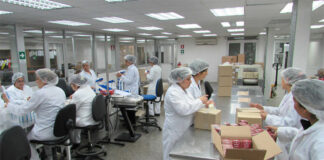 SE REQUIEREN ENVASADORES (AMBOS SEXOS) PARA LABORATORIO, MEDIO TIEMPO 4 HORAS DE LUNES A VIERNES envasadores en laboratorio de cosmeticos cosmetic laboratory packers